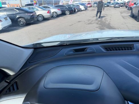 Used 2021 Chevrolet Equinox LT image 46