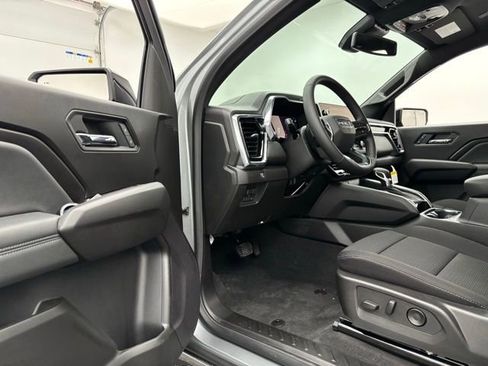 New 2026 GMC Canyon Elevation w/ Convenience Package image 16