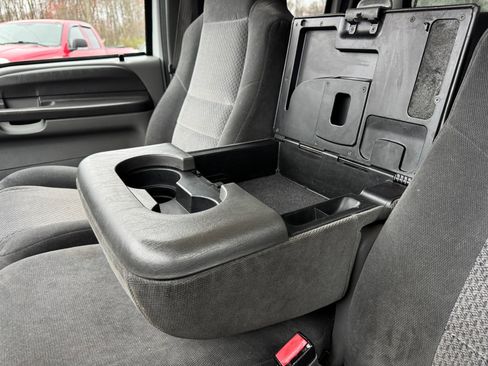 Used 2002 Ford F350 4x4 Crew Cab Super Duty image 25