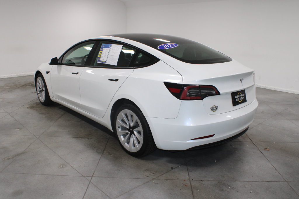 Used 2023 Tesla Model 3 Standard Range RWD image 7
