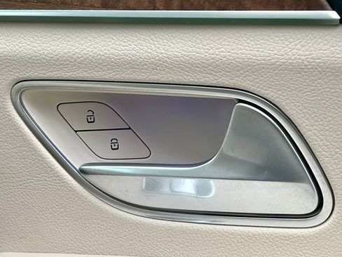 Certified 2025 Mercedes-Benz GLE 450 4MATIC image 45