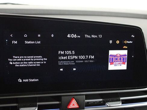 Used 2024 Hyundai Elantra SEL image 36