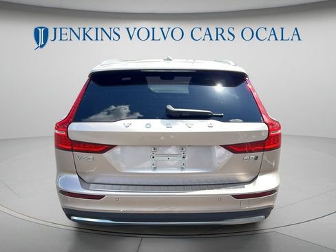 New 2026 Volvo V60 B5 Cross Country Plus w/ Protection Package Premier AWD/4WD image 4