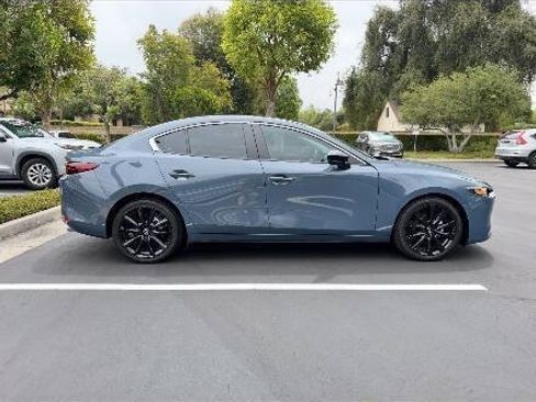 Used 2024 MAZDA MAZDA3 s AWD/4WD image 3