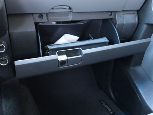 Used 2015 Nissan Xterra S image 36