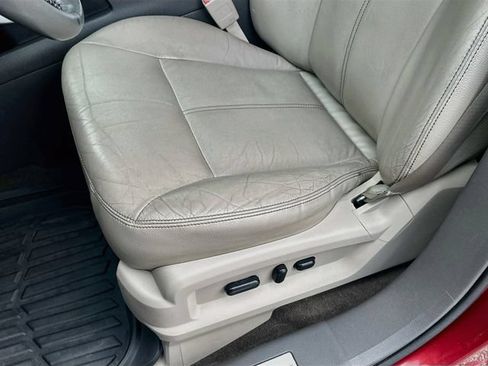 Used 2014 Ford Edge Limited w/ Equipment Group 301A FWD image 21