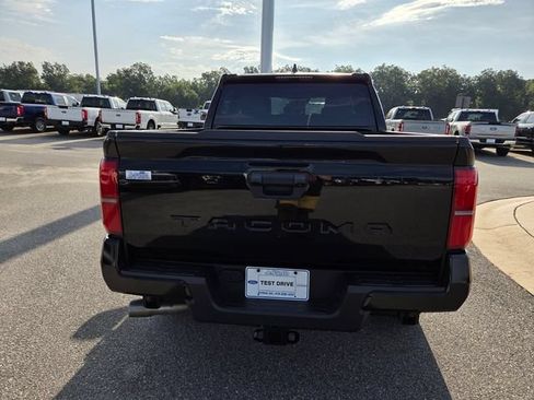 Used 2025 Toyota Tacoma SR5 RWD image 11