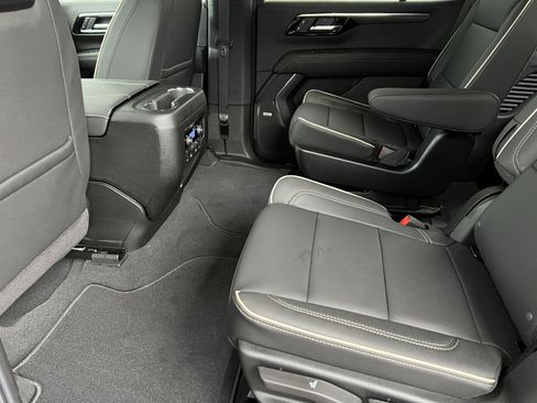 New 2026 Chevrolet Tahoe Premier image 16