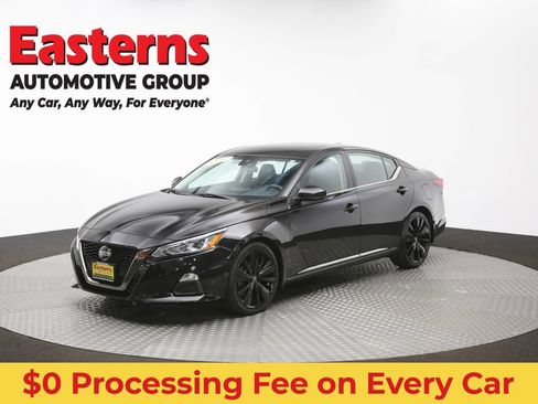 Used 2022 Nissan Altima 2.0 SR FWD image 56