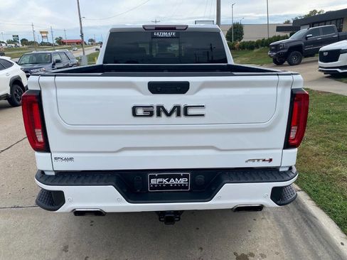 Used 2020 GMC Sierra 1500 AT4 w/ AT4 Premium Package image 4