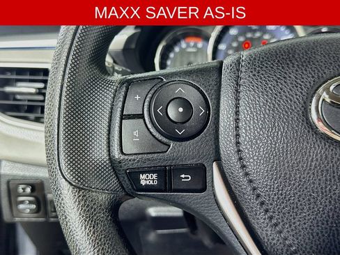 Used 2015 Toyota Corolla LE FWD image 22