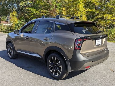 New 2026 Nissan Kicks SV w/ SV Premium Package AWD/4WD image 33