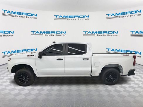 Used 2021 Chevrolet Silverado 1500 Custom Trail Boss w/ LPO, Dark Essentials Package AWD/4WD image 2