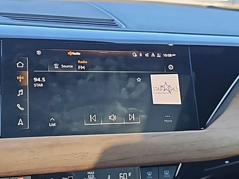 Used 2022 Audi e-tron GT Premium Plus image 5