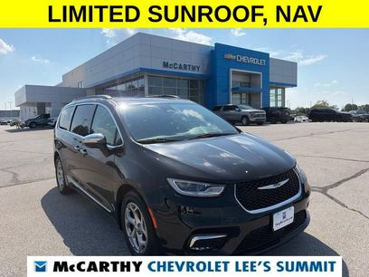 Used 2023 Chrysler Pacifica Limited