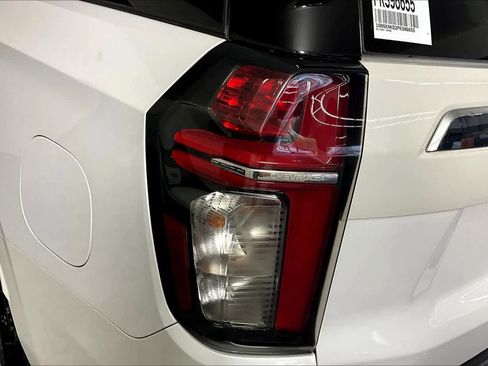 Certified 2023 Chevrolet Tahoe LT w/ Luxury Package image 28