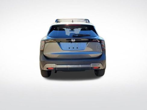 New 2026 Nissan Kicks SV image 4