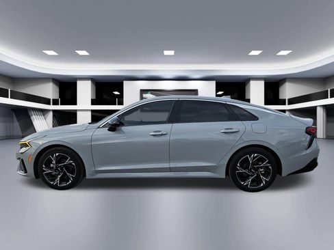 Certified 2025 Kia K5 GT-Line image 3