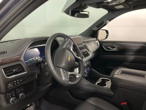 Used 2023 Chevrolet Tahoe LT w/ Luxury Package image 21