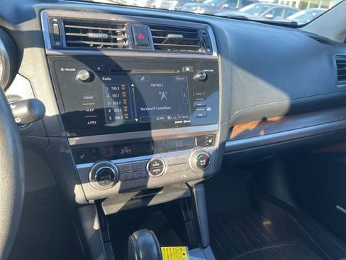 Used 2017 Subaru Outback 3.6R Touring image 14