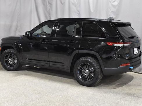 New 2025 Jeep Grand Cherokee Trailhawk w/ Advanced Protech Group II image 7