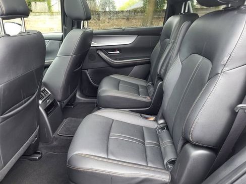 Used 2024 MAZDA CX-90 3.3 Turbo w/ Premium Package image 16