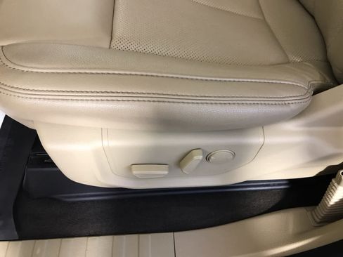 Used 2020 Ford F150 Lariat w/ Equipment Group 502A Luxury image 31