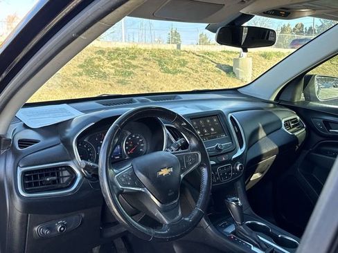 Used 2019 Chevrolet Equinox LT image 19