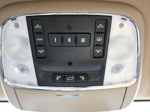 Certified 2021 Jeep Grand Cherokee Limited w/ Sun & Sound Group AWD/4WD image 48