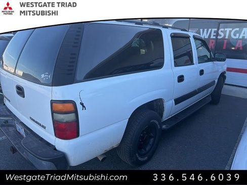 Used 2004 Chevrolet Suburban LS w/ Preferred Equipment Group image 23