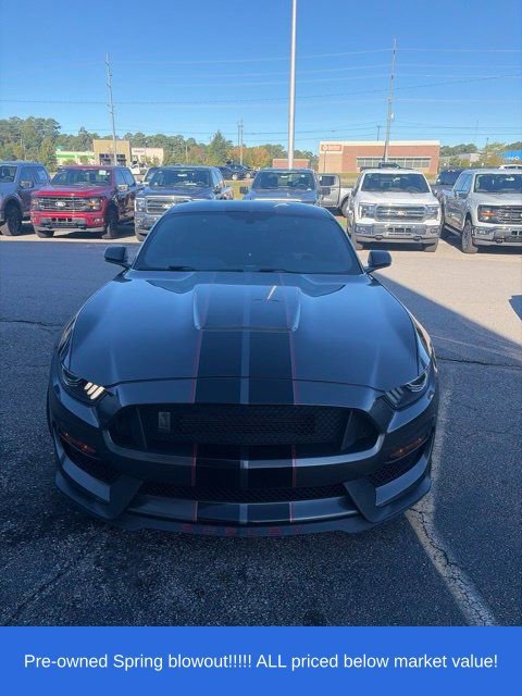 Used 2020 Ford Mustang Shelby GT350 w/ Technology Package RWD image 3