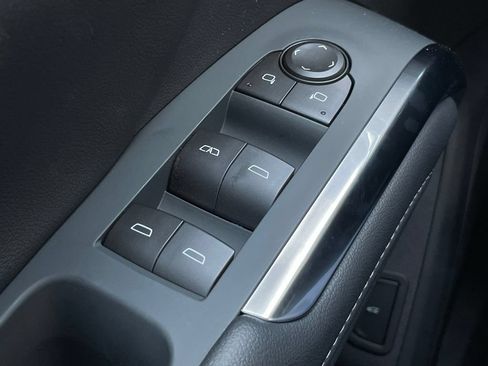 New 2026 Chevrolet Traverse LT FWD image 13