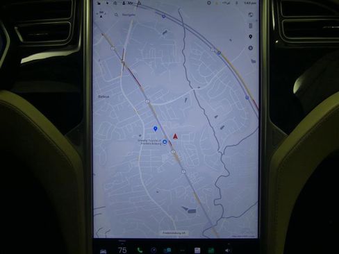 Used 2016 Tesla Model S 75D image 10