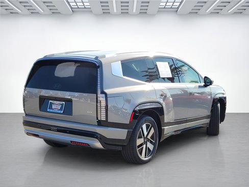 Certified 2026 Hyundai Ioniq 9 SEL image 11