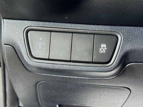 Certified 2023 Kia Forte LXS FWD image 10