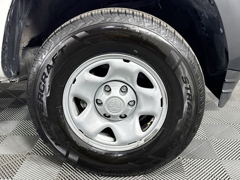 Used 2023 Toyota Tacoma SR image 28