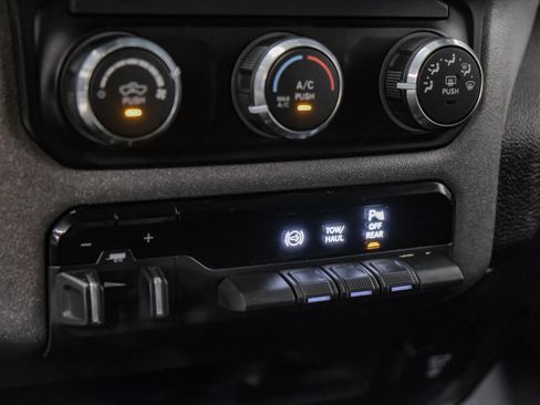 Used 2020 RAM 2500 Tradesman AWD/4WD image 27