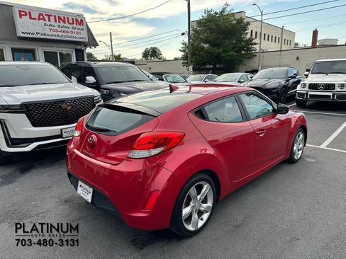 Used 2015 Hyundai Veloster FWD image 5