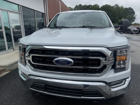 Used 2022 Ford F150 XLT w/ Equipment Group 302A High AWD/4WD image 4
