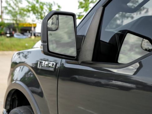 Used 2017 Ford F150 XLT w/ Equipment Group 302A Luxury AWD/4WD image 43