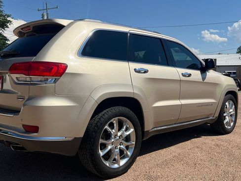 Used 2014 Jeep Grand Cherokee Summit AWD/4WD image 7