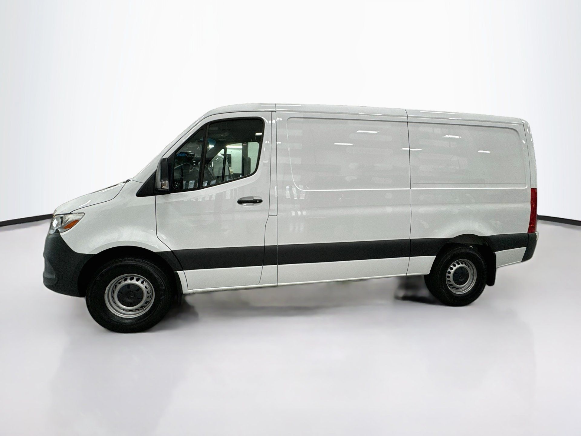Used 2026 Mercedes-Benz Sprinter 2500 image 5