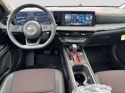 New 2026 Nissan Kicks SR w/ SR Premium Package image 8