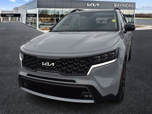 Certified 2022 Kia Sorento SX Prestige w/ Rust Color Package image 7