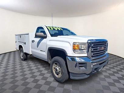 Used 2016 GMC Sierra 2500 2WD Regular Cab w/ Sierra Convenience Package