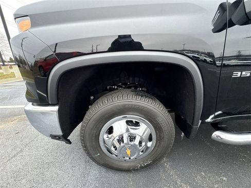 New 2026 Chevrolet Silverado 3500 LT w/ Convenience Package image 10