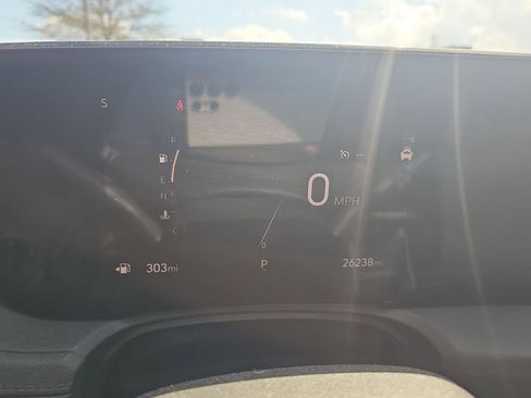 Used 2025 Buick Encore GX Preferred image 9