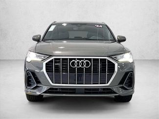 Used 2024 Audi Q3 2.0T Premium w/ Convenience Package AWD/4WD video 3