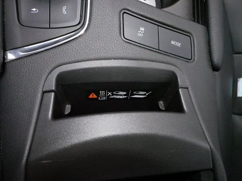 Certified 2024 Cadillac XT6 Premium Luxury w/ LPO, Floor Liner Package image 27