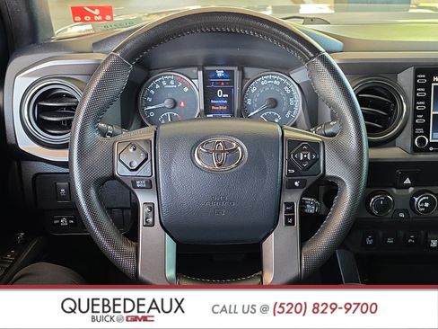 Used 2020 Toyota Tacoma TRD Off-Road w/ Technology Package AWD/4WD image 12